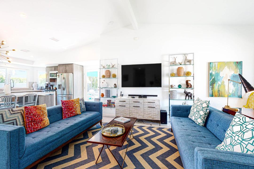 Photo of Livingroom in Desert Park Estates