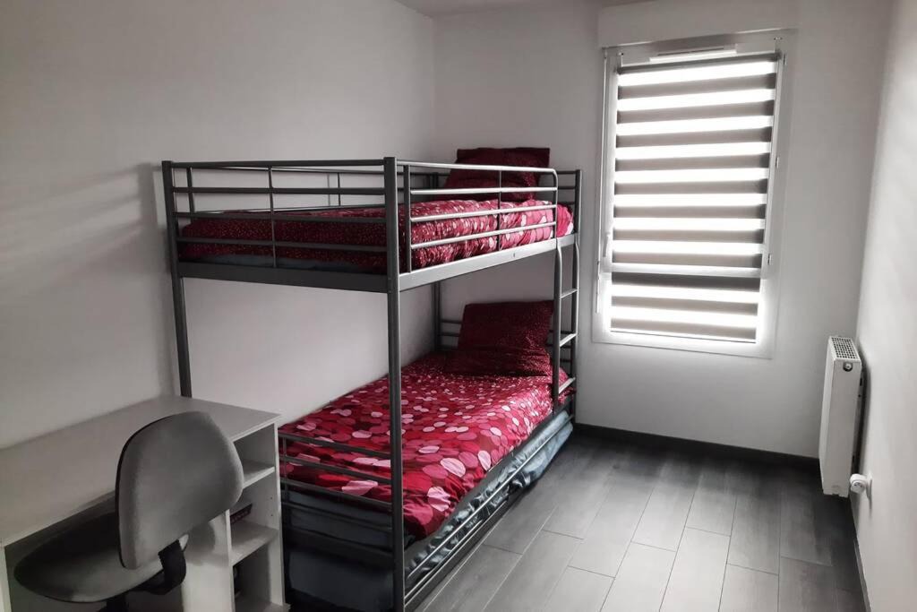 Photo of Bedroom in Saint-Etienne-du-Rouvray