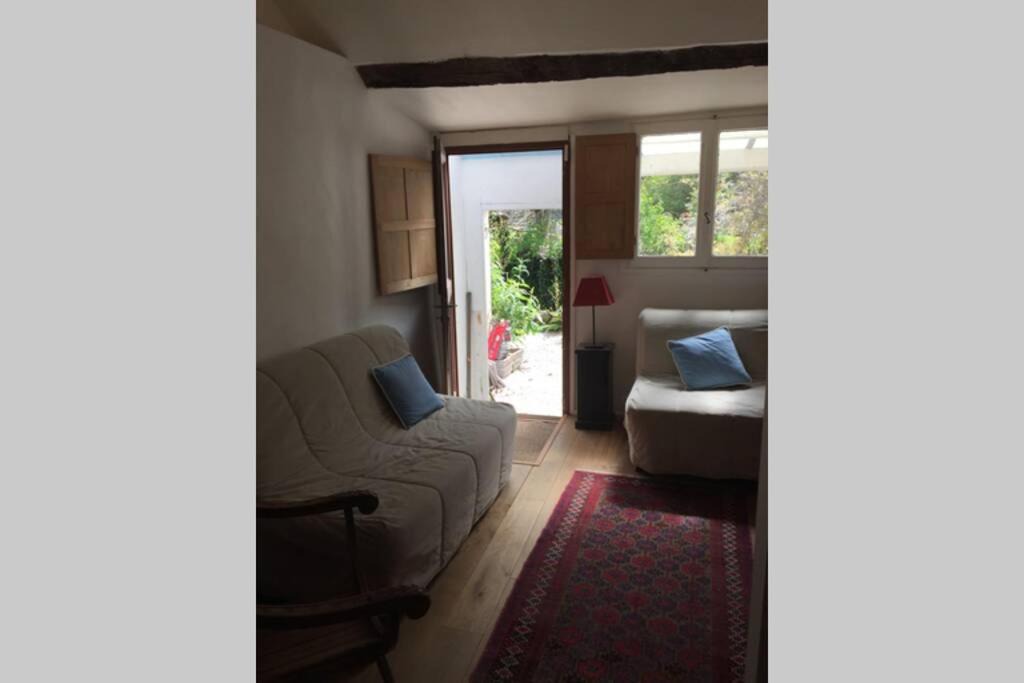 Photo of Others in Flavigny-sur-Ozerain