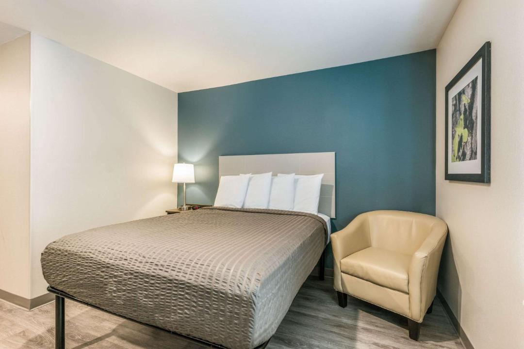 Photo of Others in Linden