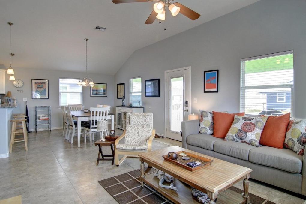 Photo of Livingroom in Port Aransas