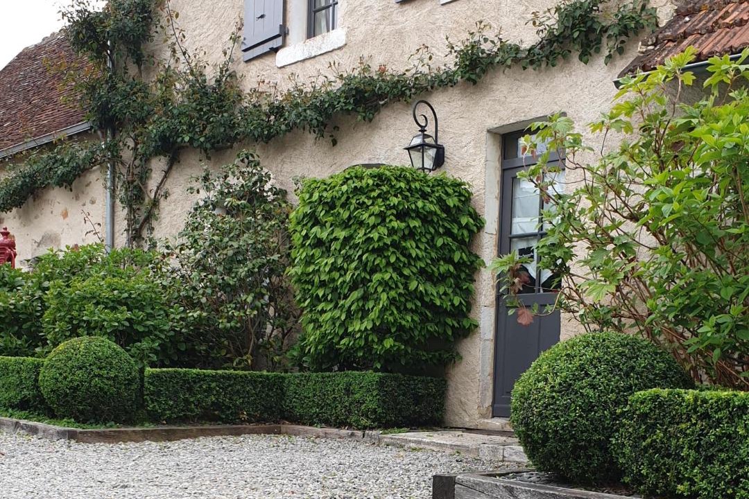 Photo of Buildings in Rosnay