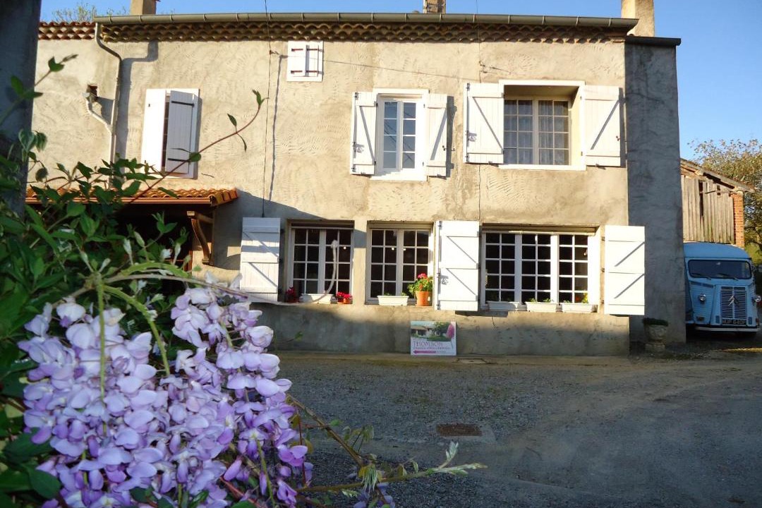 Photo of Buildings in Engravies