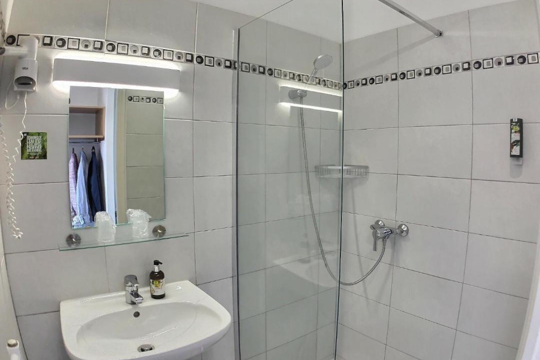 Photo of Bathroom in Tour-en-Sologne