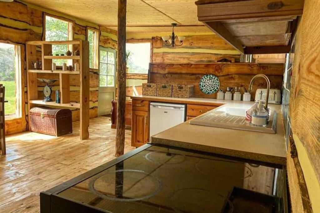 Photo of Others in Brazzacott