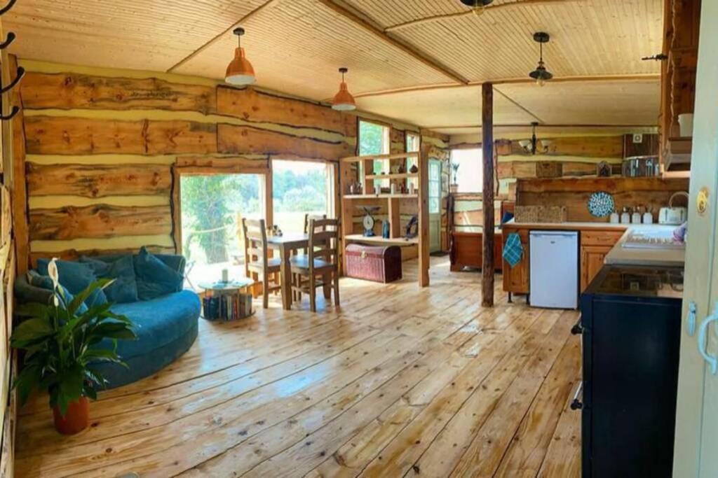 Photo of Livingroom in Brazzacott