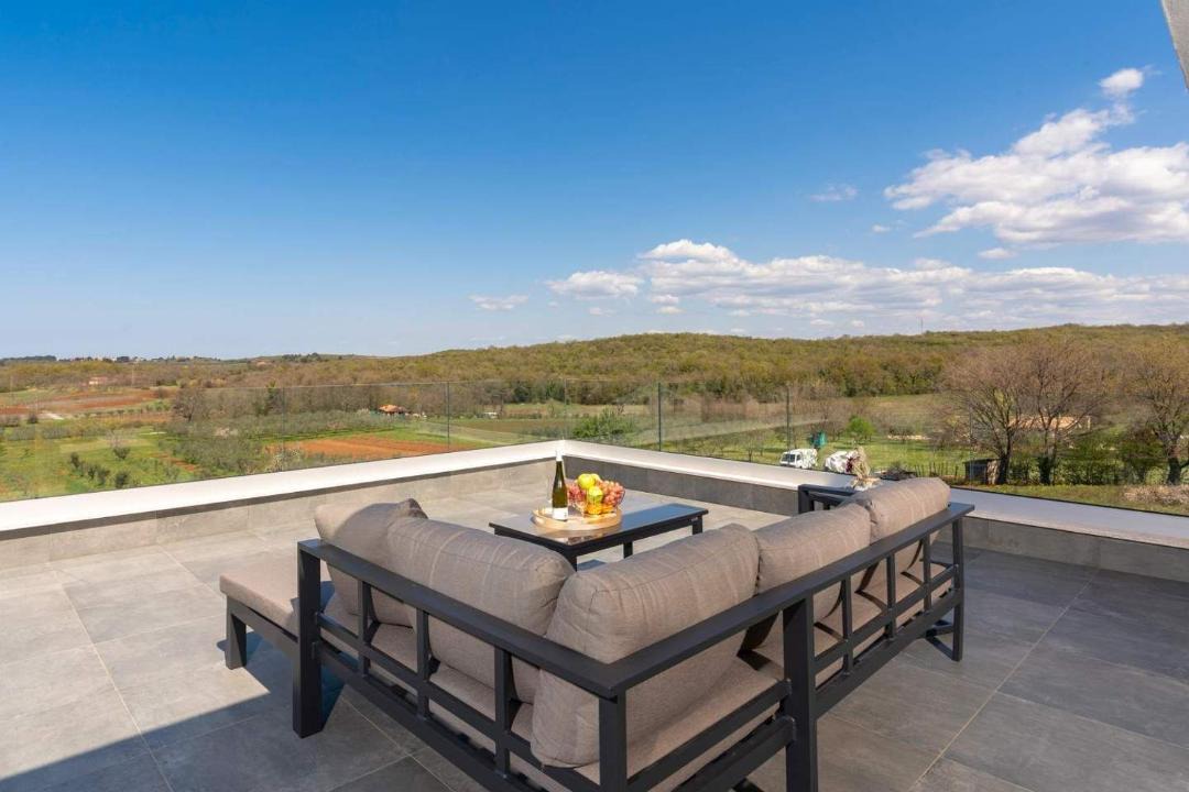 Photo of Patio Balcony in Mugeba