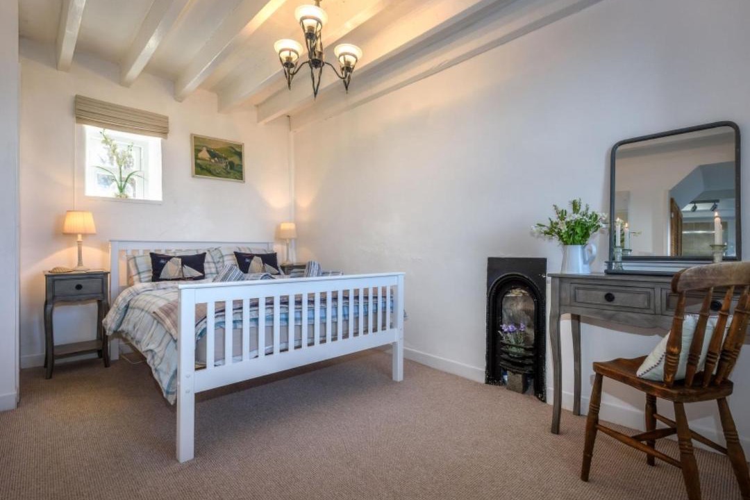 Photo of Bedroom in Edern