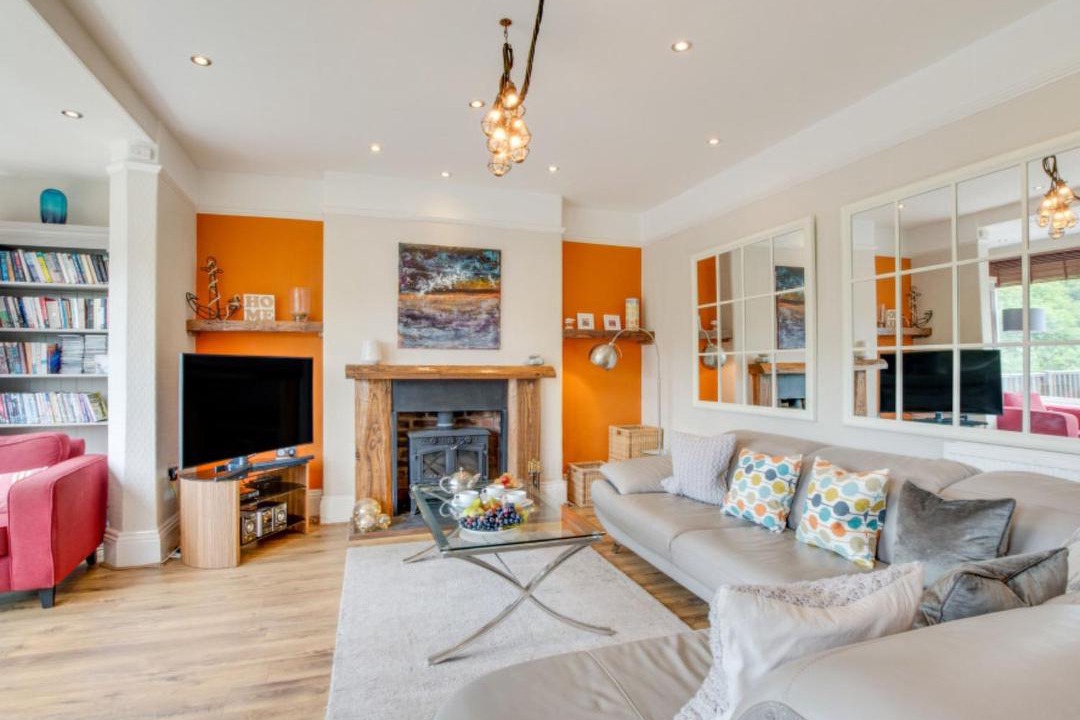 Photo of Livingroom in Looe