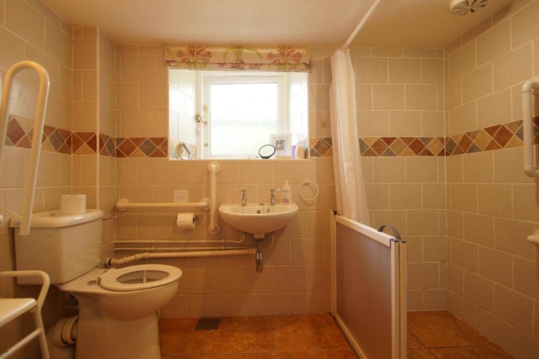 Photo of Bathroom in Machynlleth