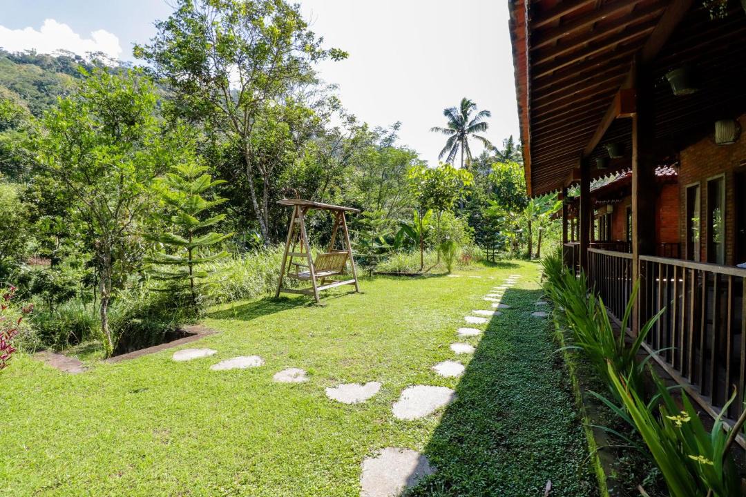 Photo of Buildings in Banjarasri
