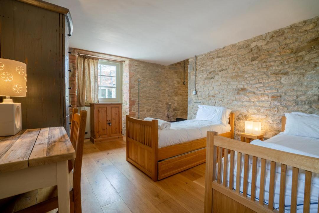 Photo of Others in Dyrham