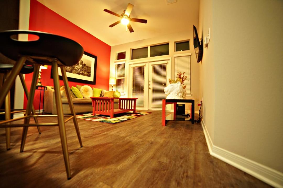 Photo of Livingroom in South Main