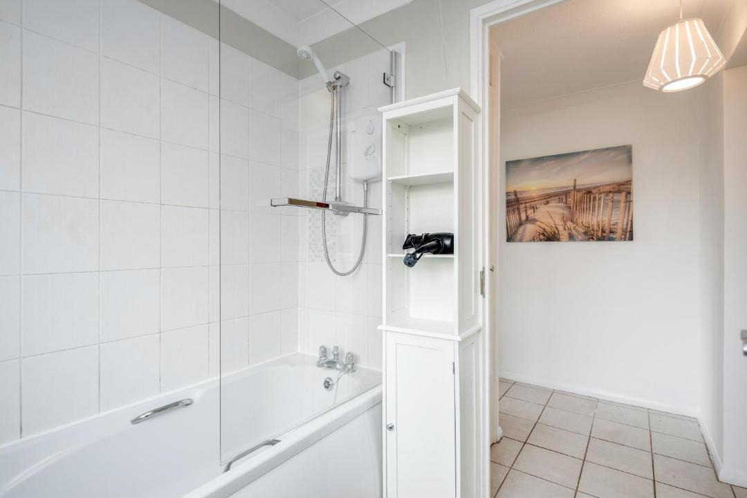 Photo of Bathroom in Grays