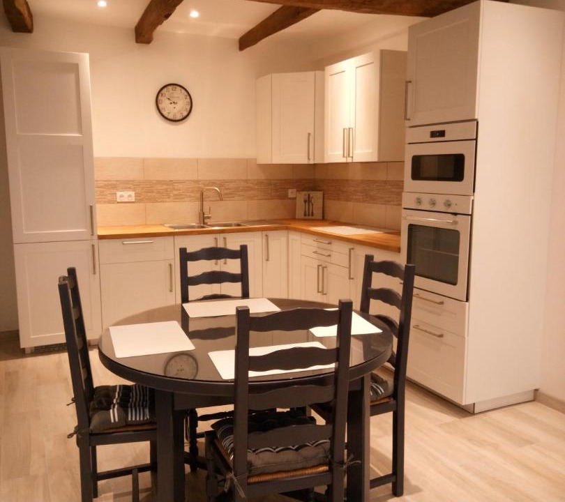 Photo of Kitchen in Plesder