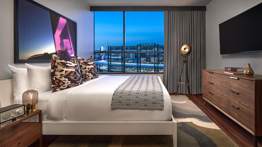 Photo of Bedroom in Ballpark