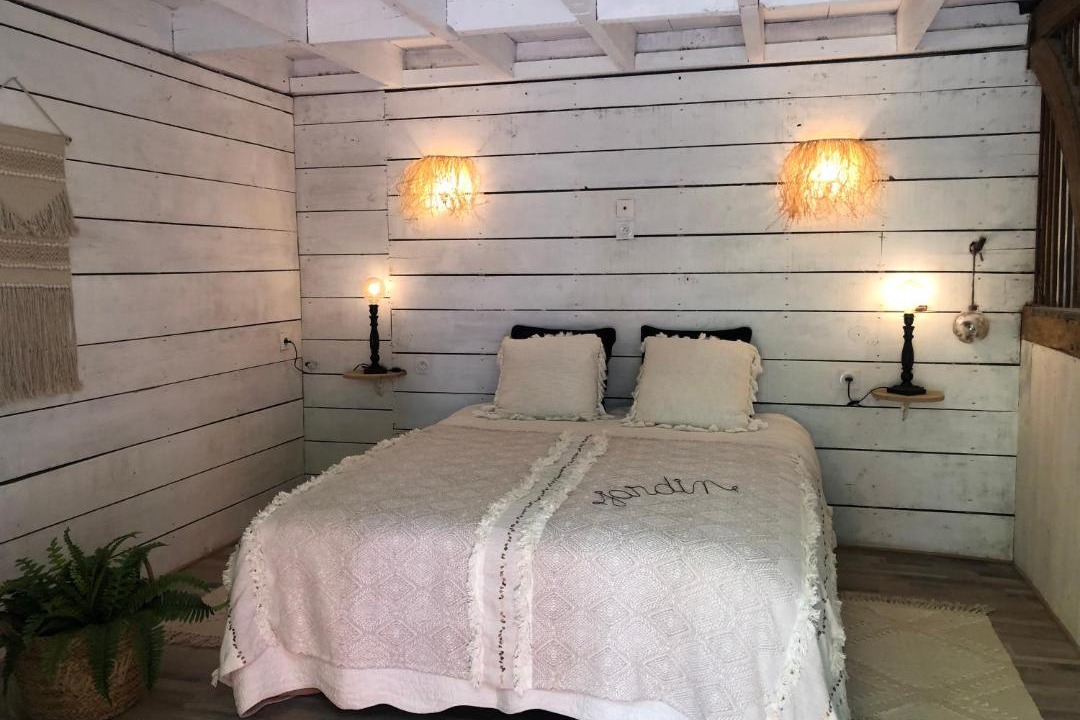 Photo of Others in Vallet