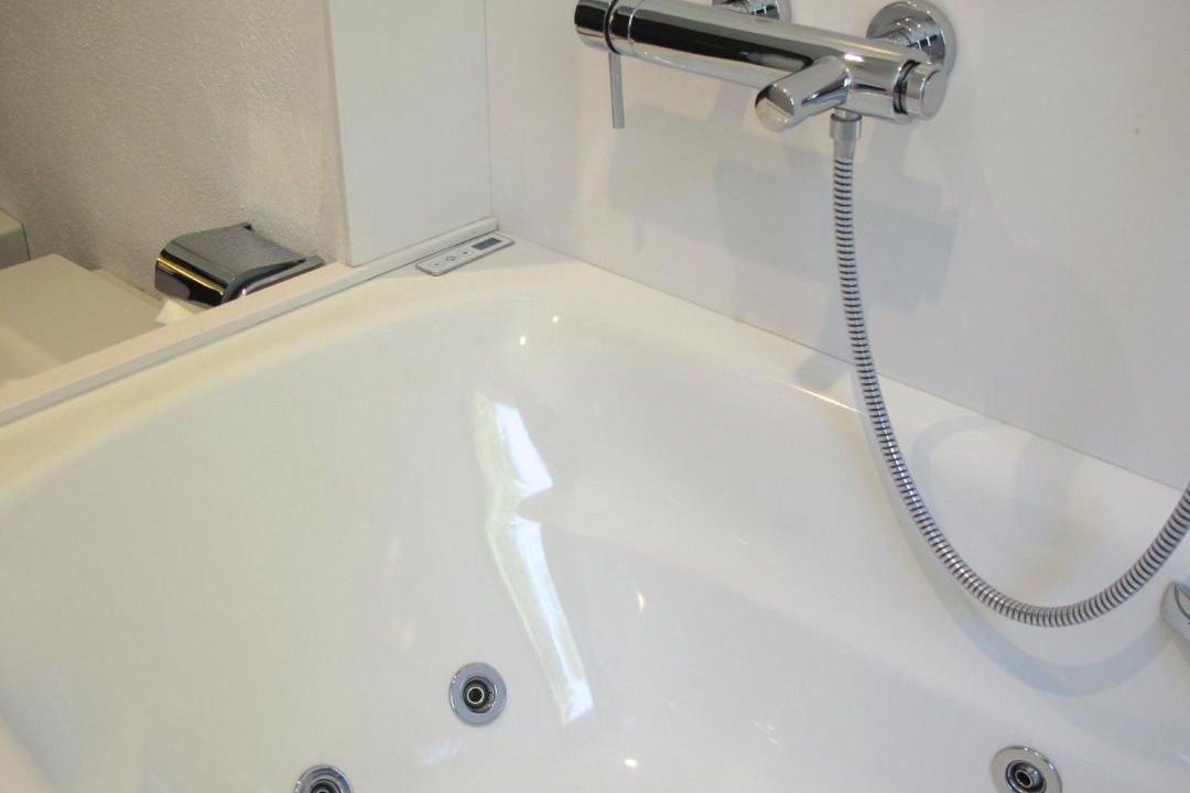 Photo of Bathroom in Lles