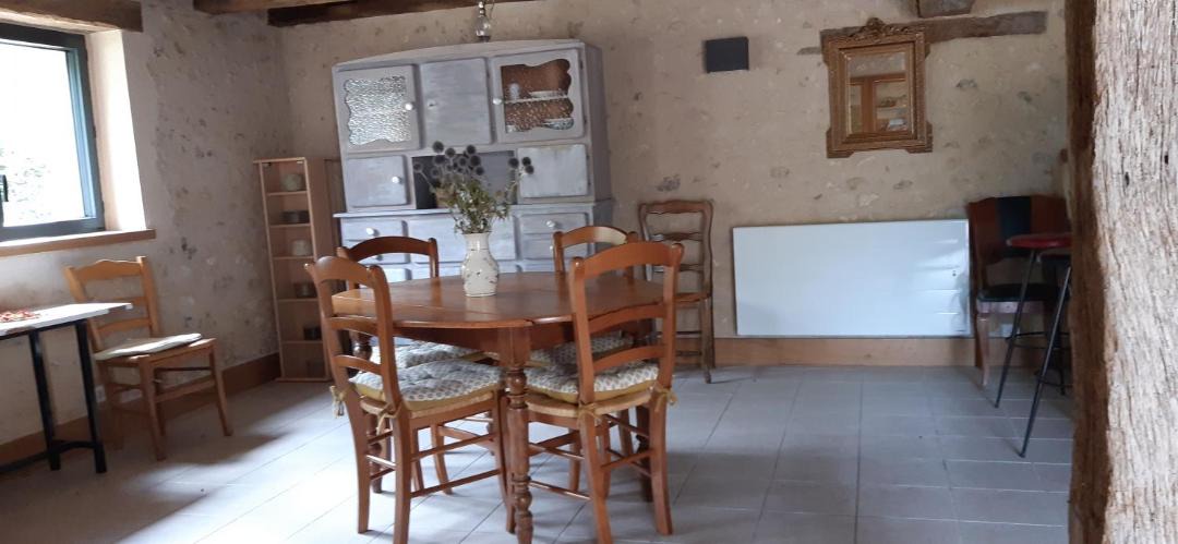 Photo of Others in Quincay