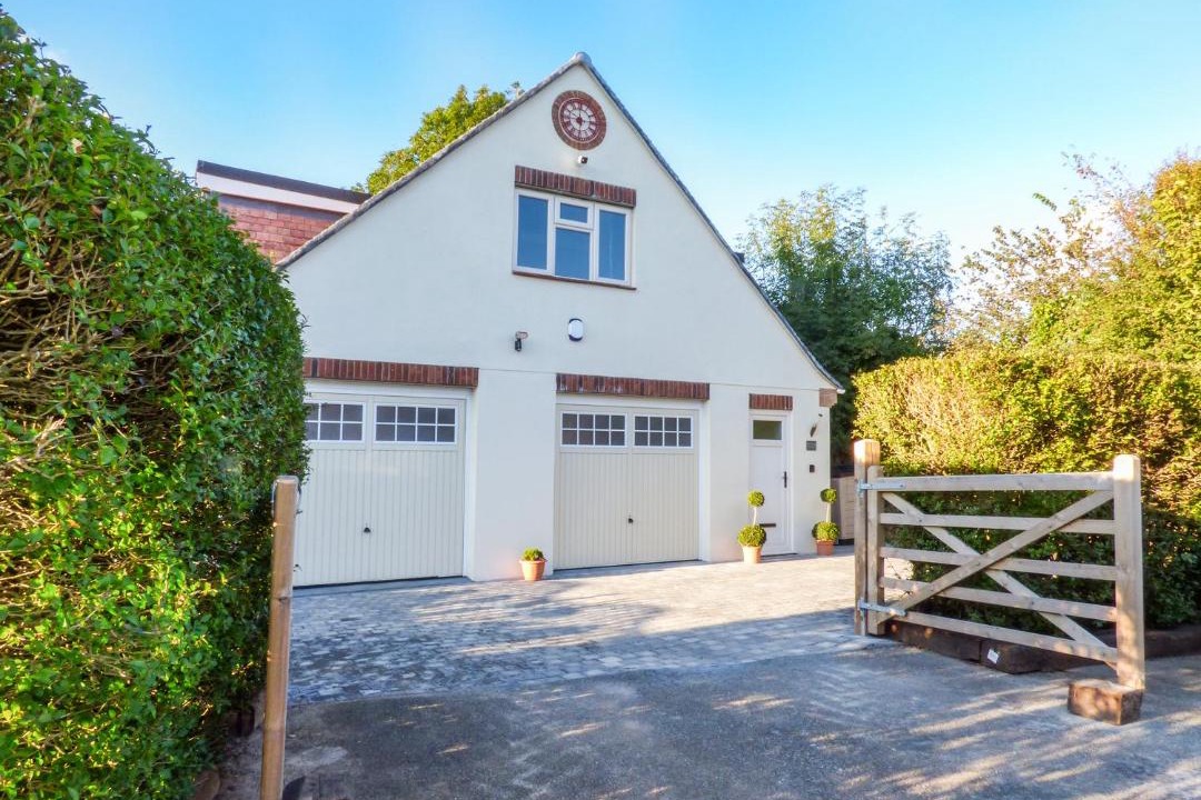 Photo of Buildings in Newton Ferrers