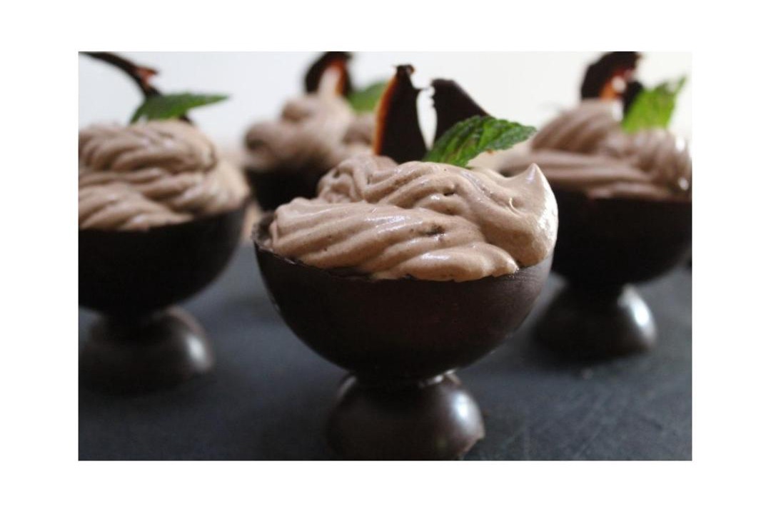 Photo of Human In Picture in Arques