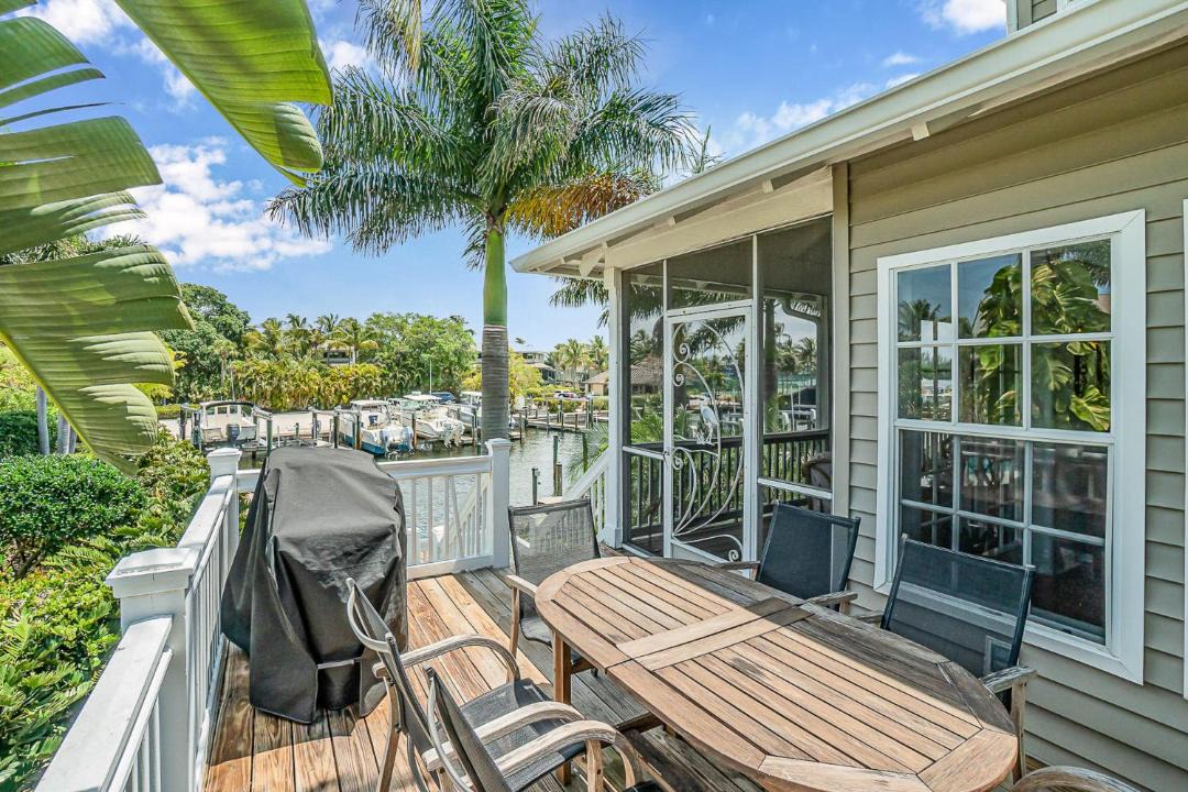 Photo of Patio Balcony in Bokeelia