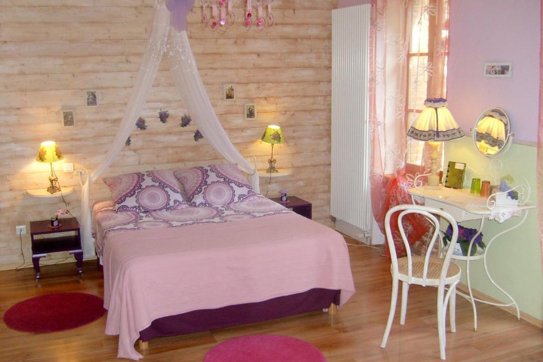 Photo of Bedroom in Donneville