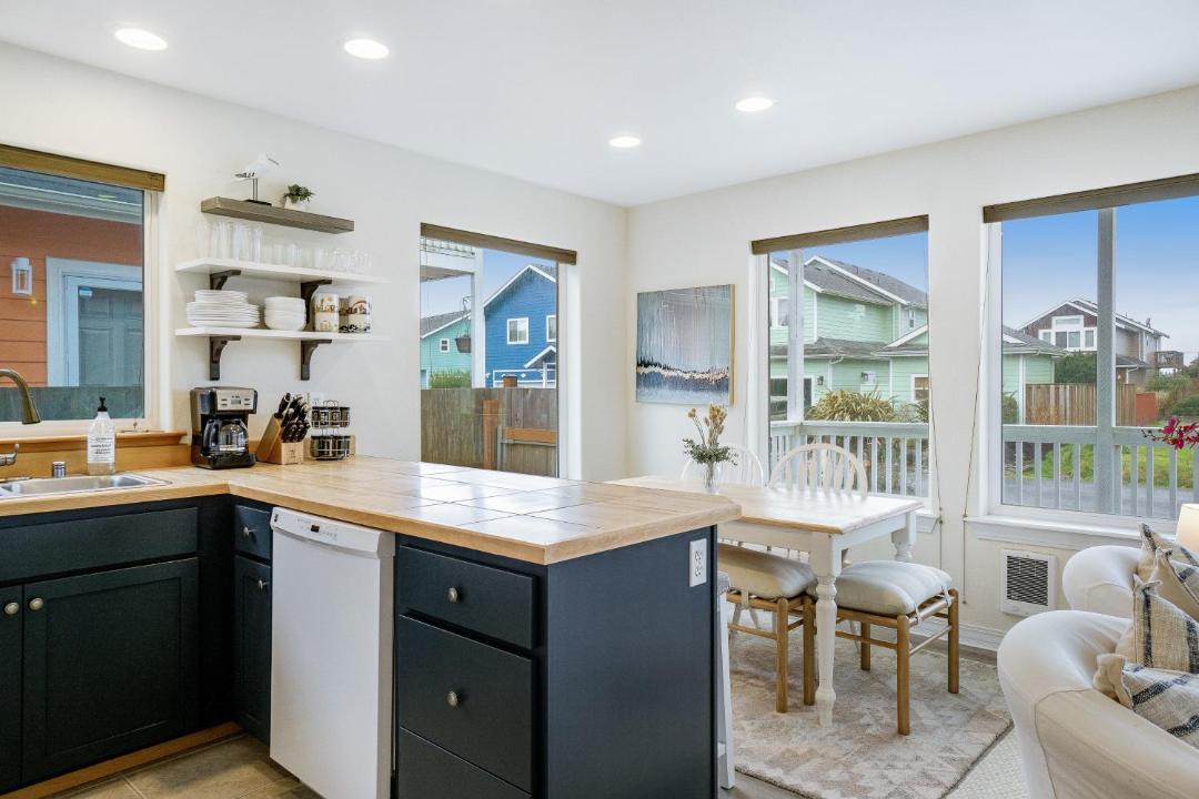 Photo of Others in Pacific Beach