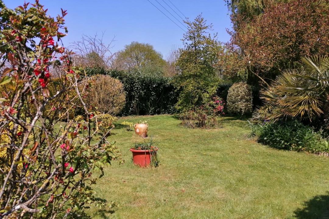 Photo of Outdoor in Vessey