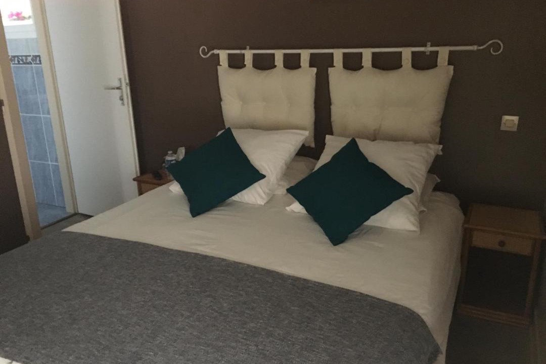 Photo of Bedroom in Villefranche-de-Lonchat