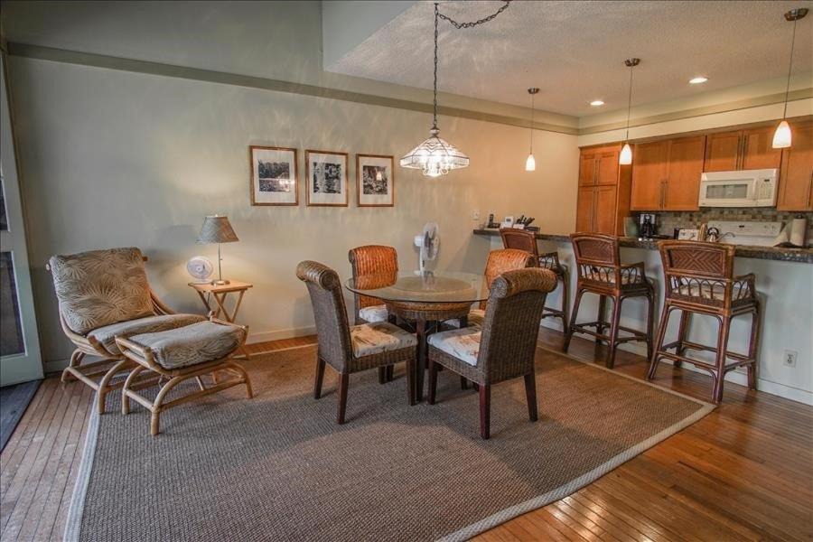 Photo of Others in Maunaloa