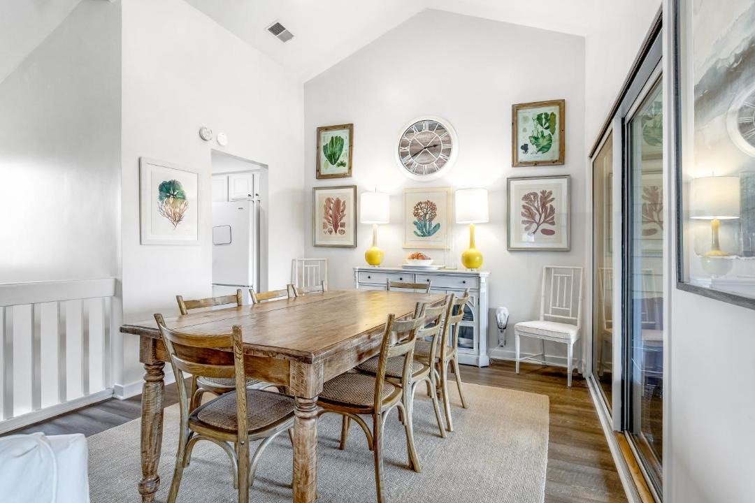Photo of Livingroom in Isle of Palms