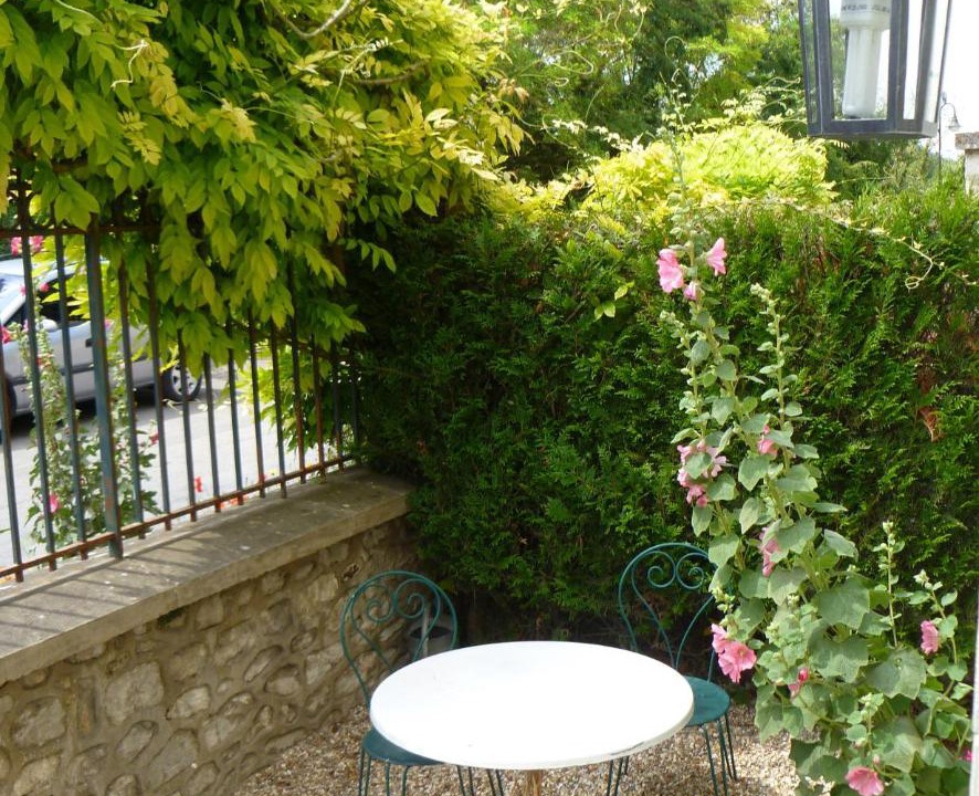 Photo of Patio Balcony in Giverny