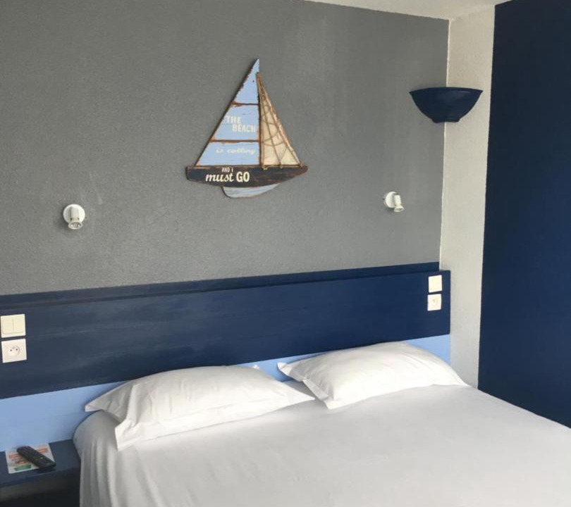 Photo of Bedroom in Saint-Aubin-sur-Scie