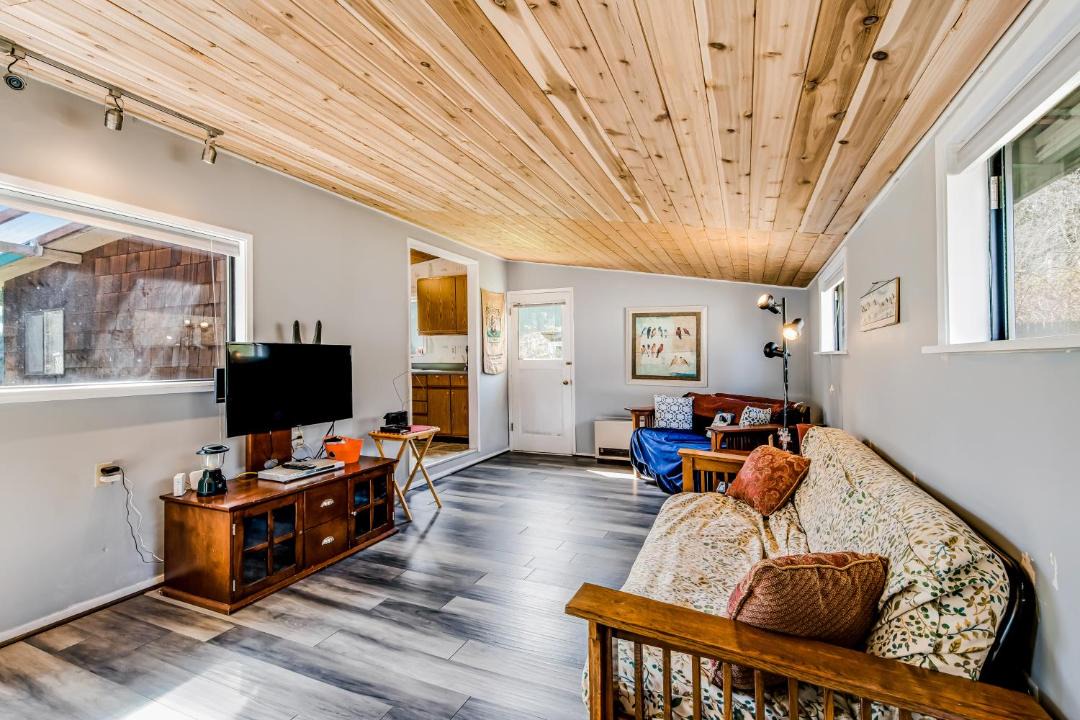 Photo of Livingroom in Freeland