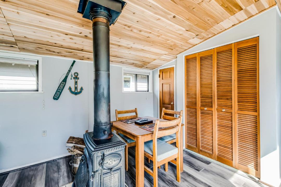 Photo of Others in Freeland