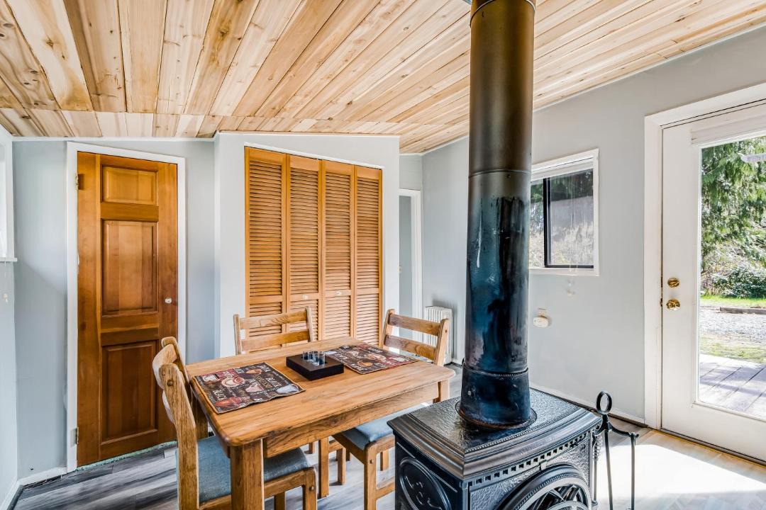 Photo of Others in Freeland