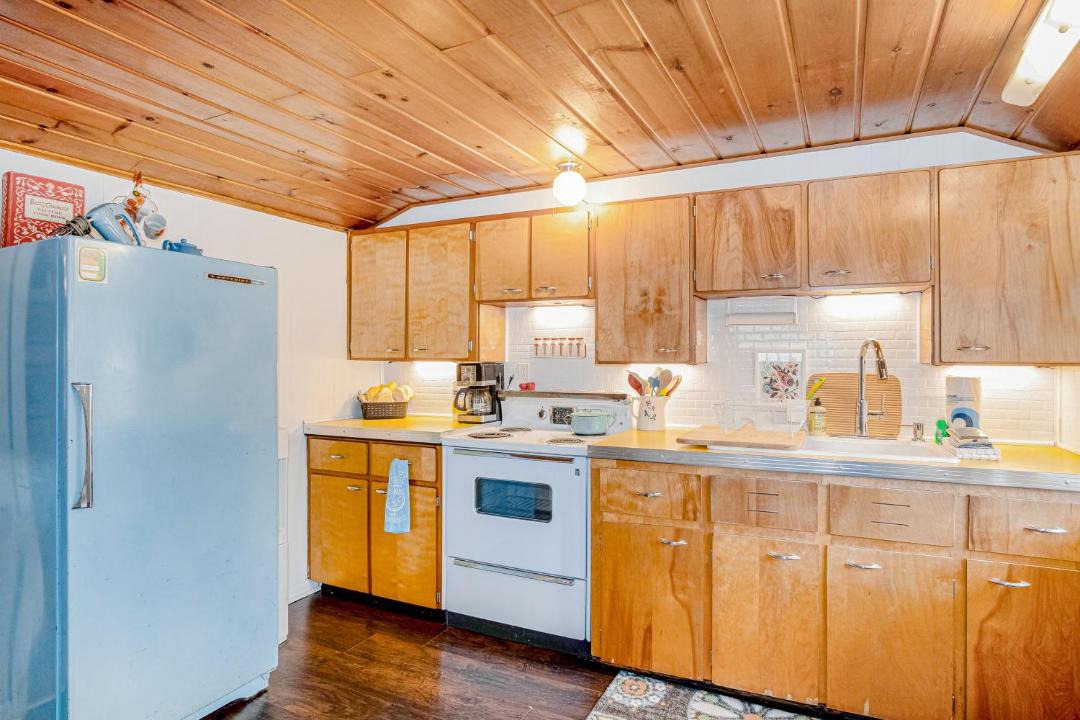 Photo of Kitchen in Honor