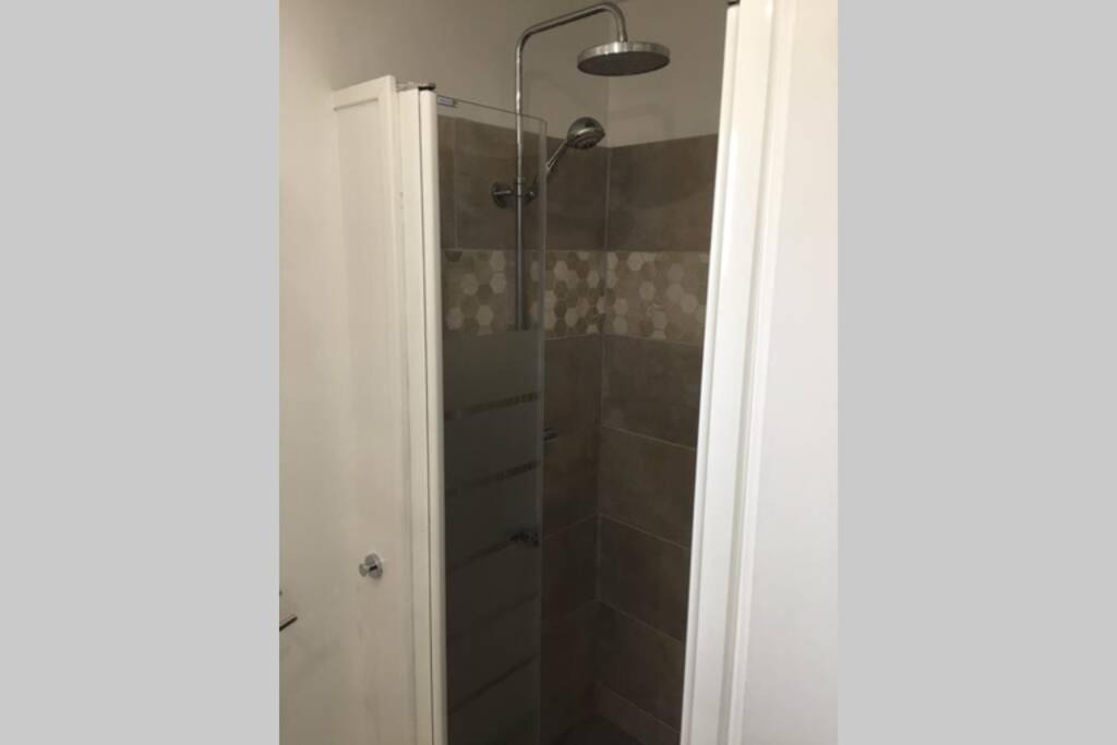 Photo of Others in Mer