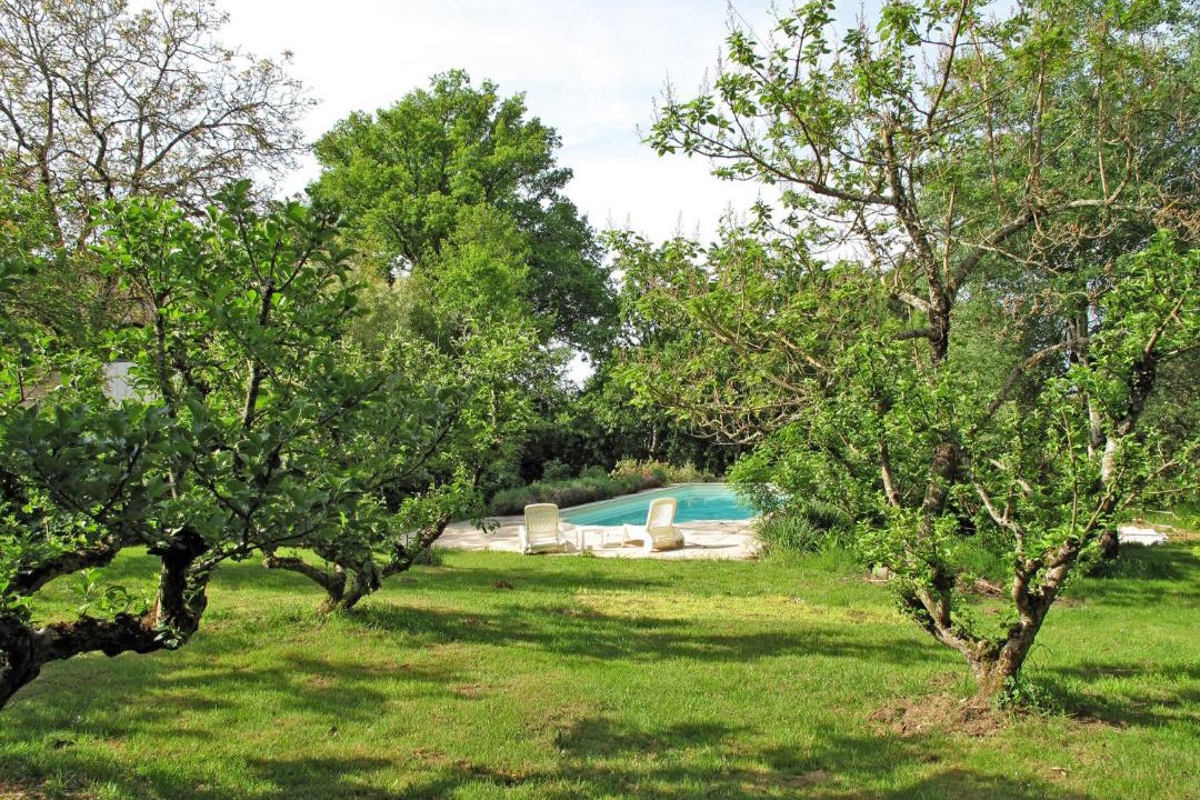 Photo of Others in Saint-Sulpice-les-Feuilles