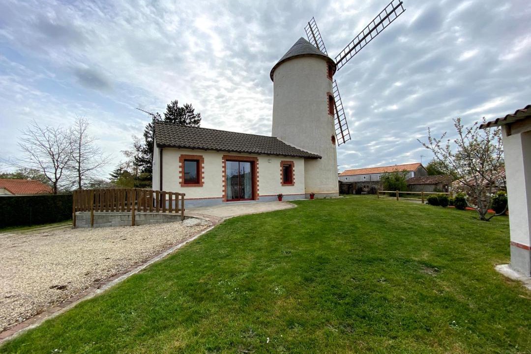 Photo of Others in Saint-Georges-des-Gardes