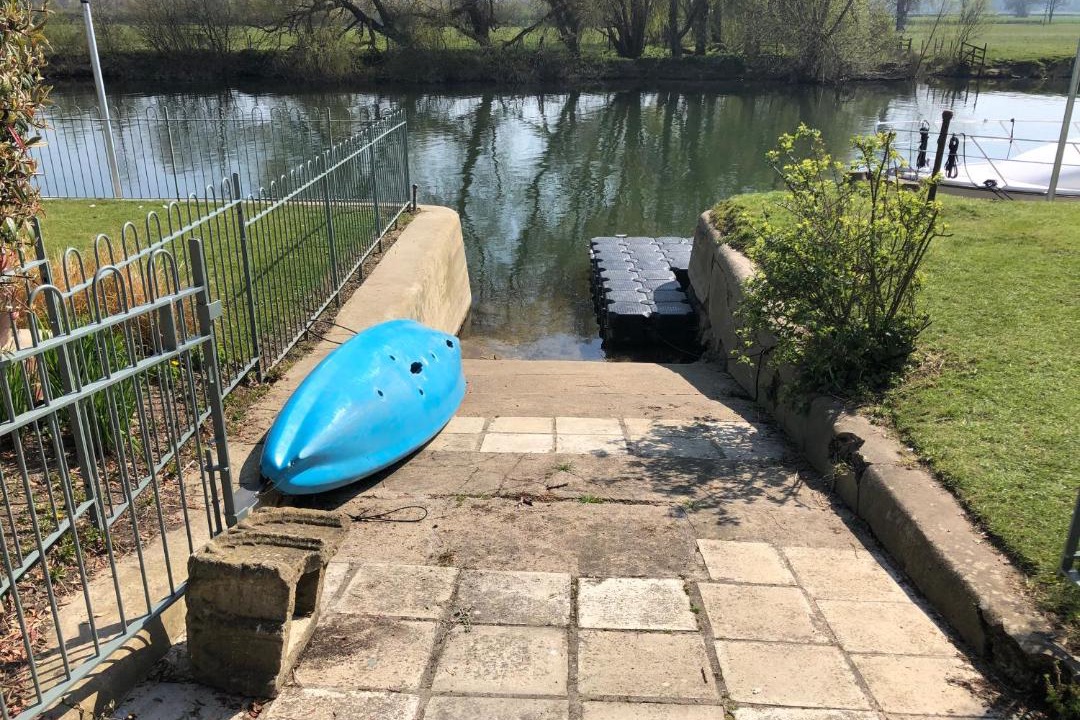 Photo of Others in Wallingford