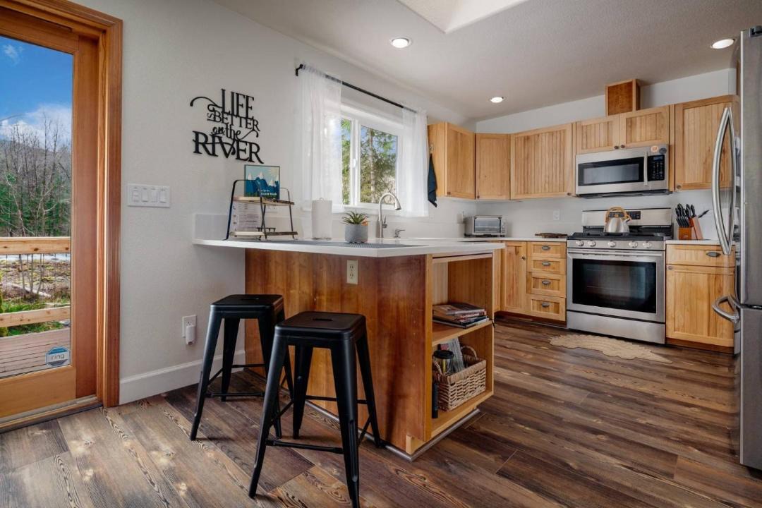 Photo of Others in Brightwood