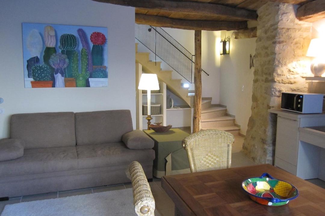 Photo of Livingroom in Saint-Andre-de-Roquepertuis