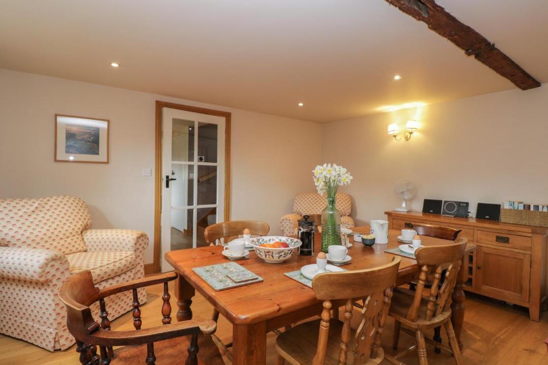 Photo of Others in Westbrook Court