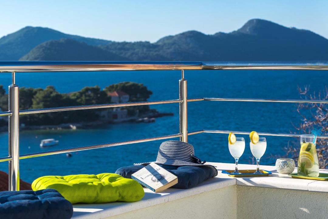 Photo of Patio Balcony in Kolocep Island