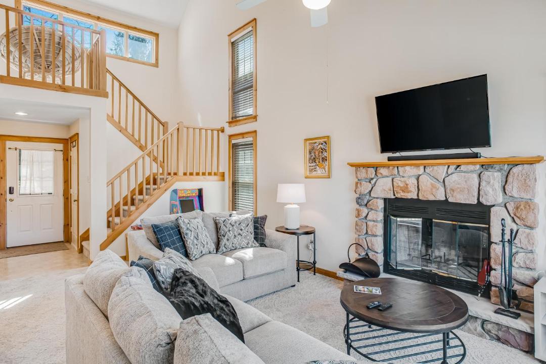 Photo of Livingroom in Tannersville