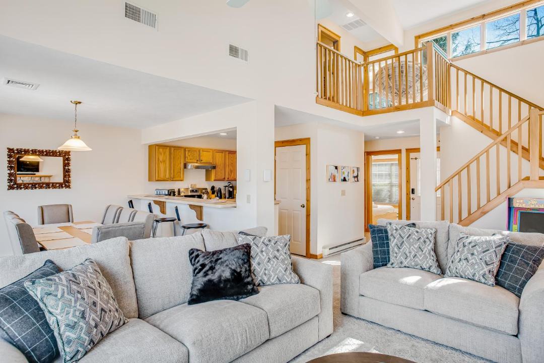 Photo of Livingroom in Tannersville