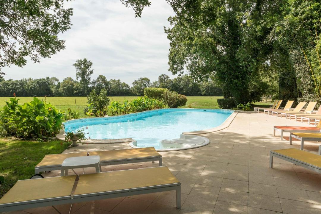 Photo of Others in Mosnac