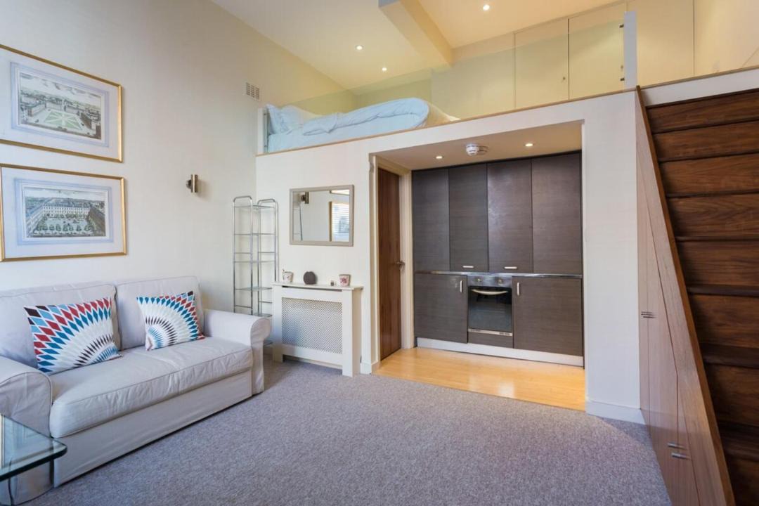 Photo of Others in Brompton & Hans Town